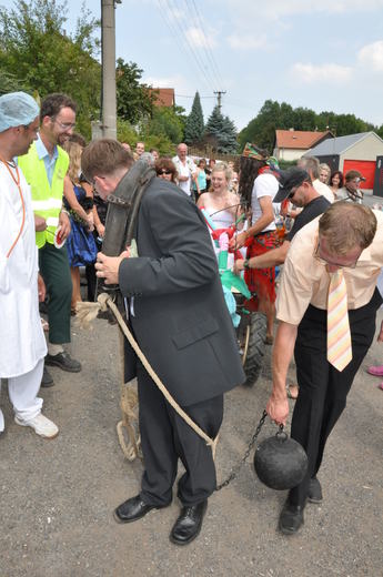 ženil se nám Venda